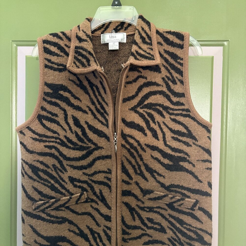 Lisa International Sweater Vest